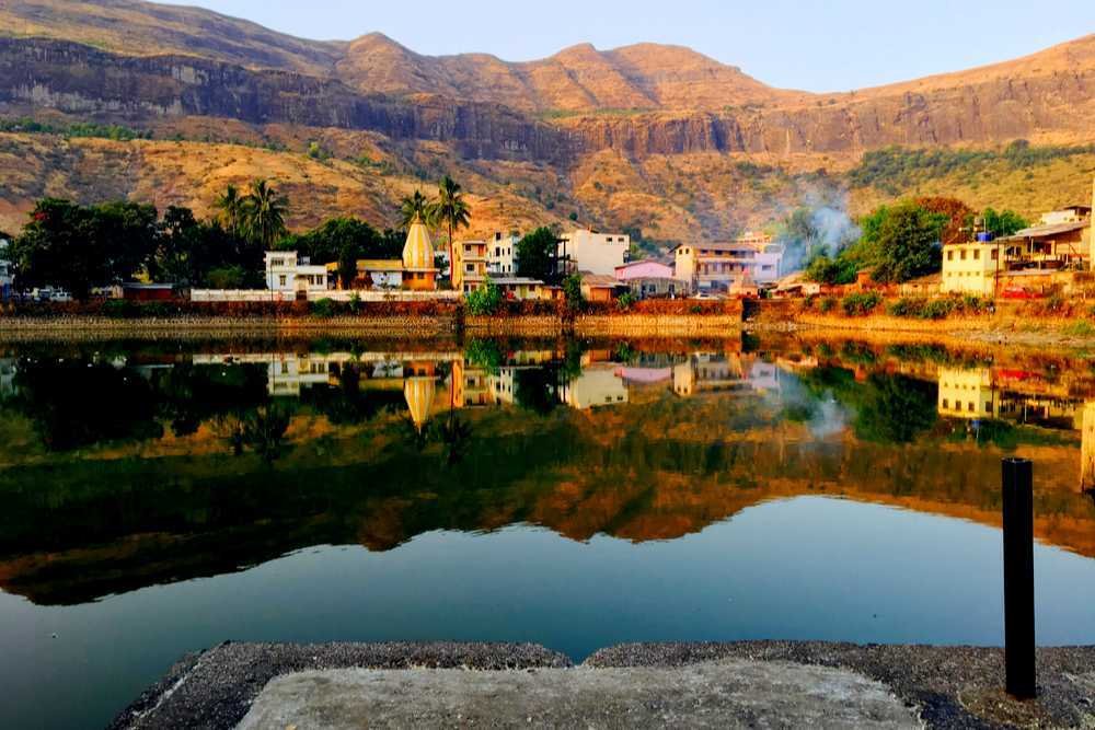 hyderabad to nasik cab